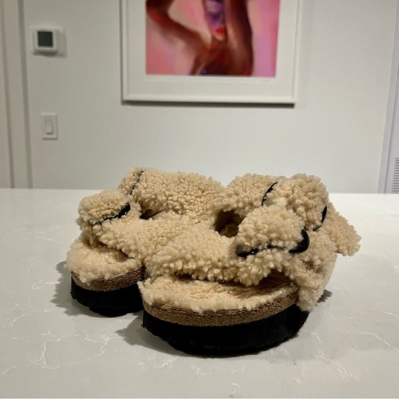 BIRKENSTOCK
Arizona Big Buckle Shearling Slide Sandals - Eggshell - Picture 5 of 11